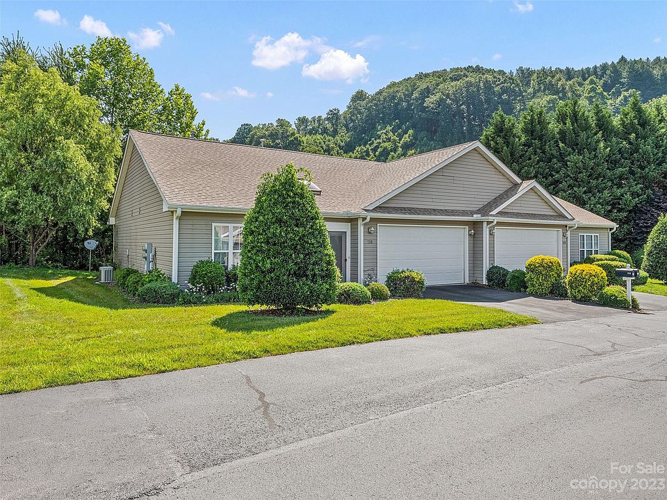 1st image of 280 Castle Creek Dr