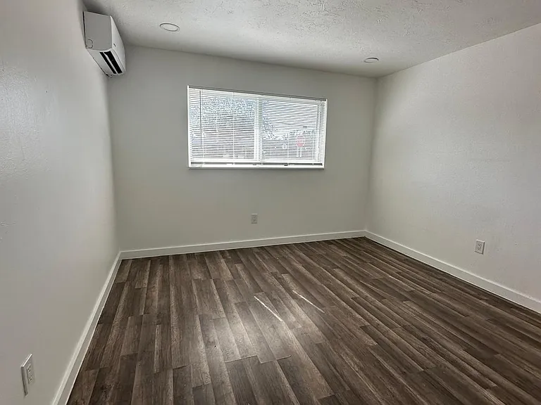 465 Ali Baba Ave #2 — Photo 2