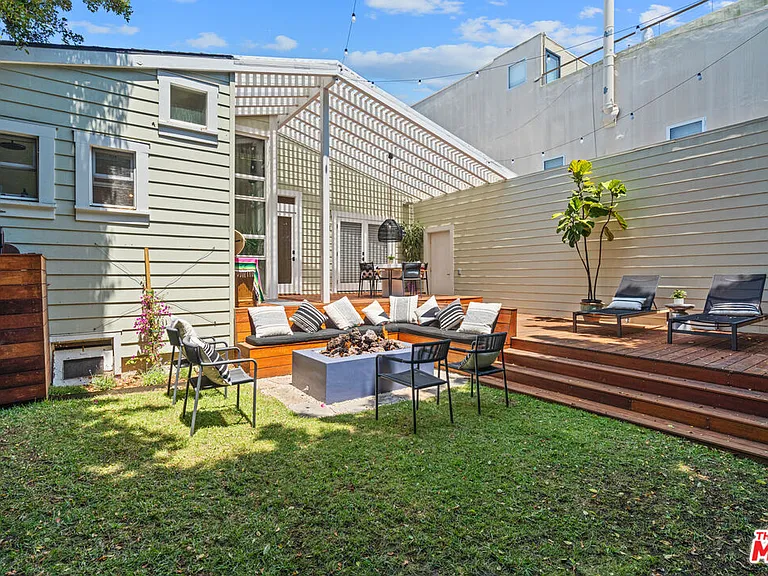 2802 2nd St — Photo 37