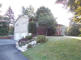 6901 Greenbrook Dr, Knoxville, TN 37931