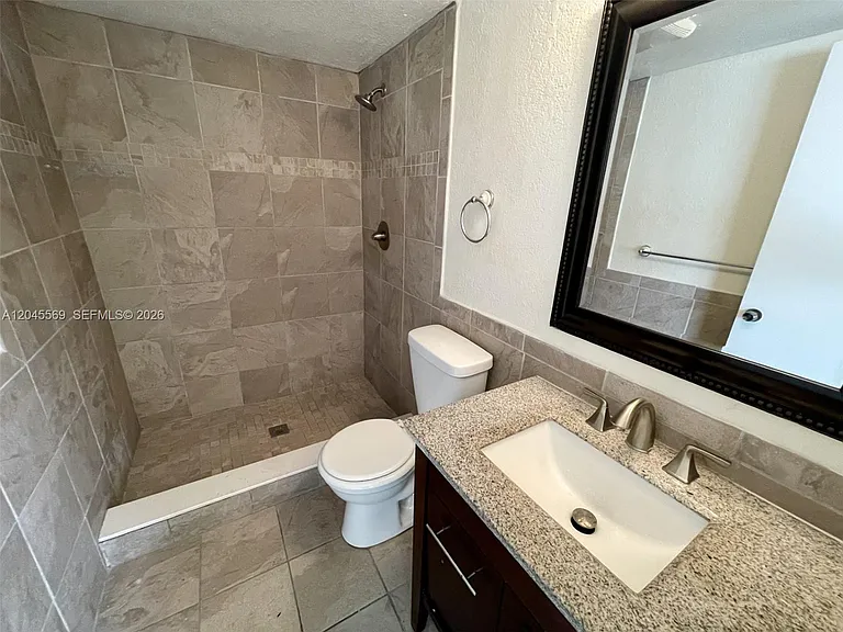 2642 Riverside Dr #2642 — Photo 19
