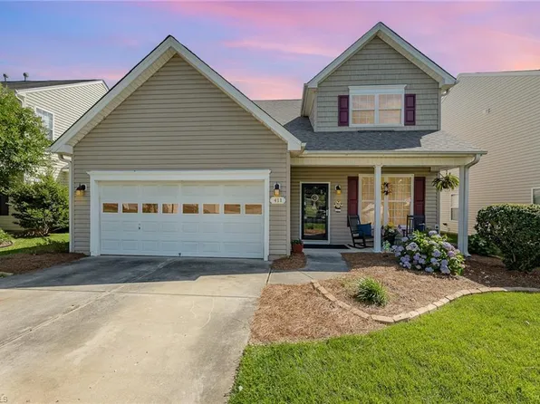 411 Summergate Dr, Winston Salem, NC 27103