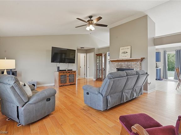 4th image of 4487 Workman Rd