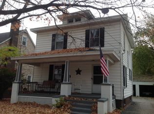 811 Grove St, Jacksonville, IL 62650