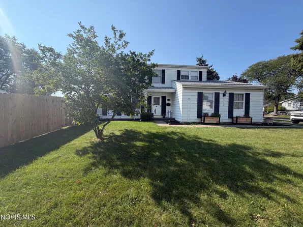 612 Dussel Dr, Maumee, OH 43537