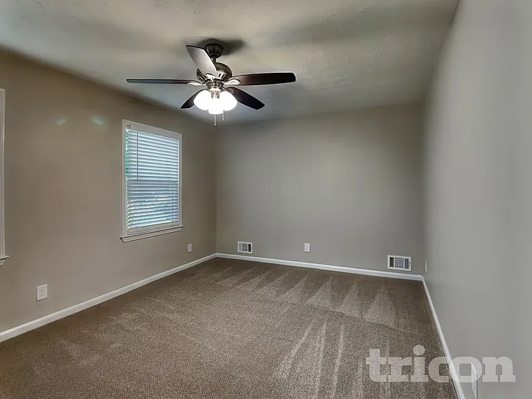 3319 Old Salem Rd SE — Photo 8