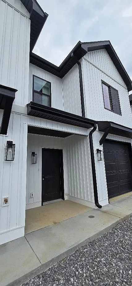 3 bed, 2.5 bath, 1500 sqft, $1,950 — Photo 4