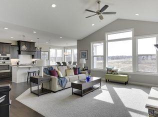 2447 Woods Dr, Victoria, MN 55386