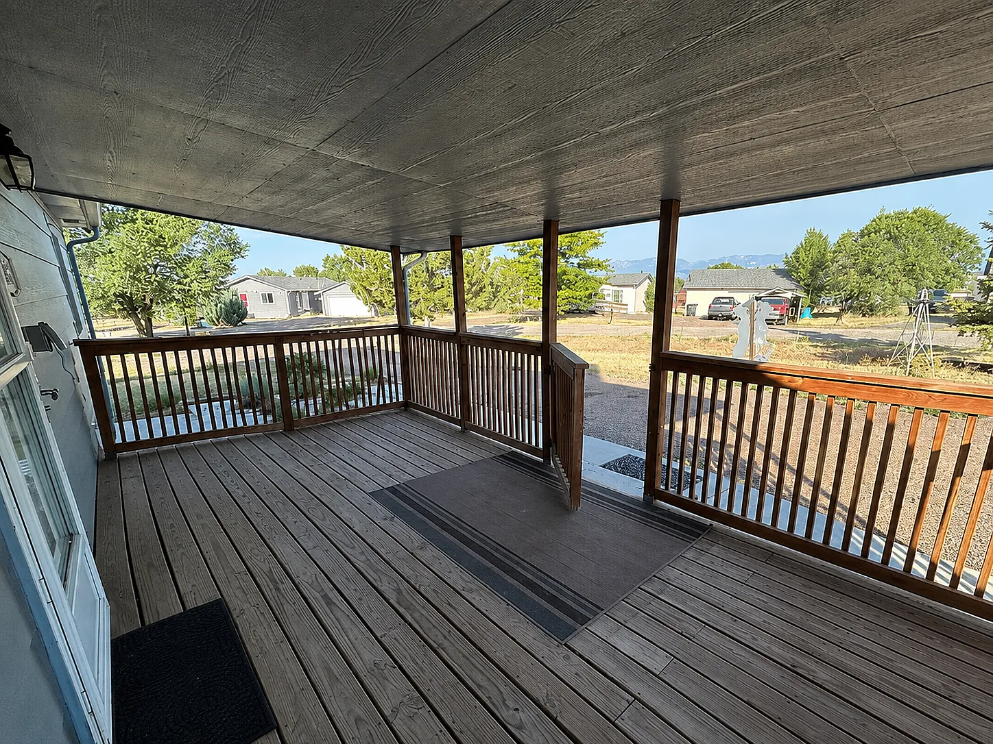 4 bed, 1350 sqft, $2,500 — Photo 2