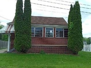 682 Taylortown Rd, Dilliner, PA 15327