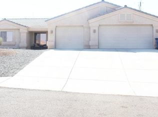 3110 Tom Tom Dr, Lake Havasu City, AZ 86406