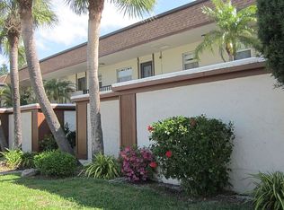 2750 E Bay Dr #B-5, Largo, FL 33771