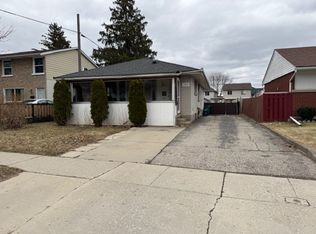 195 Sekura St, Cambridge, ON N1R3R4