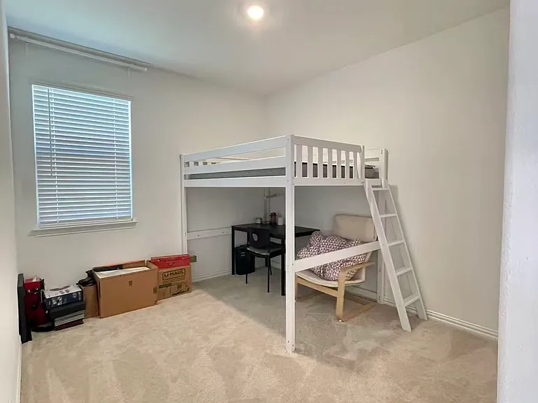 8413 Butterfly Ln — Photo 10