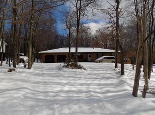 80 Skyline Dr, Albrightsville, PA 18210
