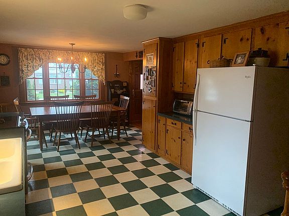 Large country kitchen