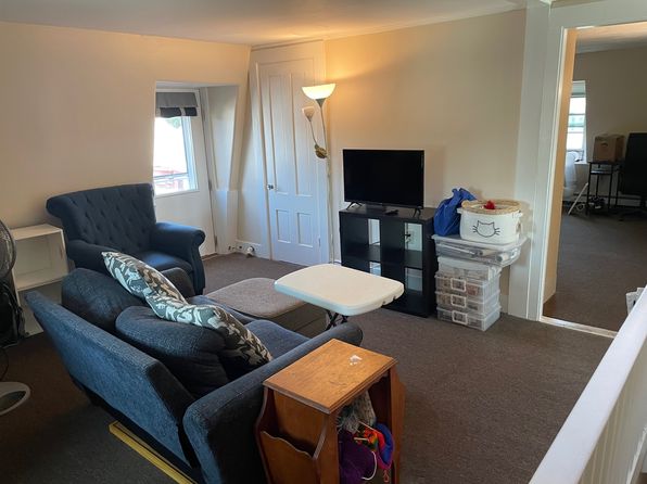 550 Main St APT 3