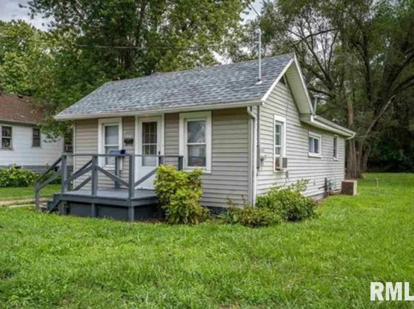 449 Monson St, East Peoria, IL 61611