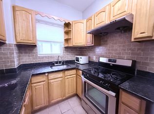 4313 215th St FLOOR 2, Bayside, NY 11361