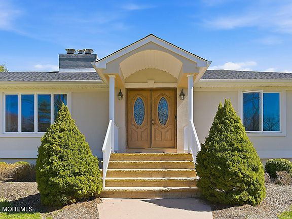 5th image of 49 Farm Road