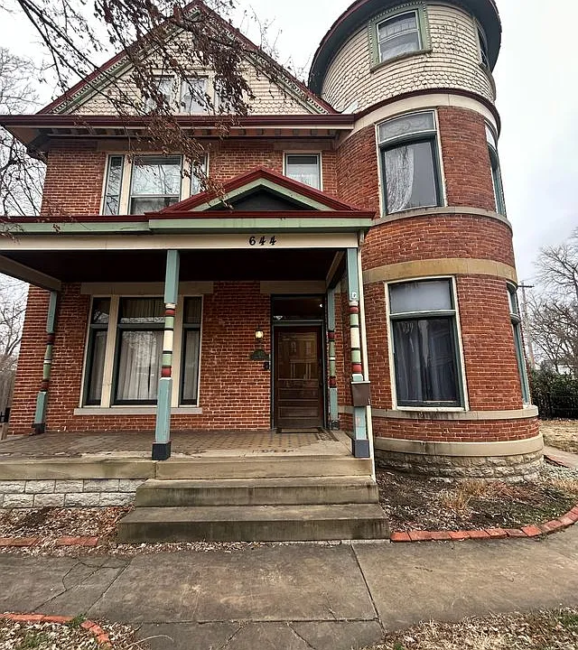 644 Dayton St #1