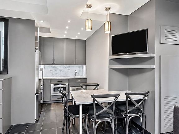 5th image of 106 Central Park S APT 15O