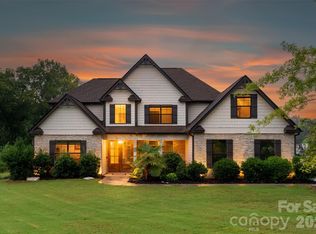 2915 S Point Rd, Belmont, NC 28012