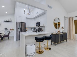5216 W VOLTAIRE Drive, Glendale, AZ 85304