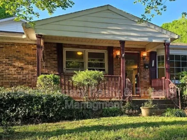 113 W 25th St, Winston Salem, NC 27105