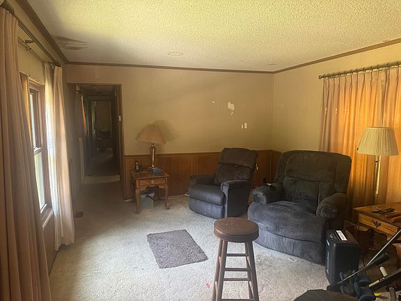 2nd image of 7833 Old Vanderbilt Rd