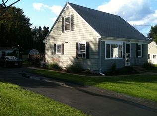 271 Elizabeth Street Ext, Norwich, CT 06360