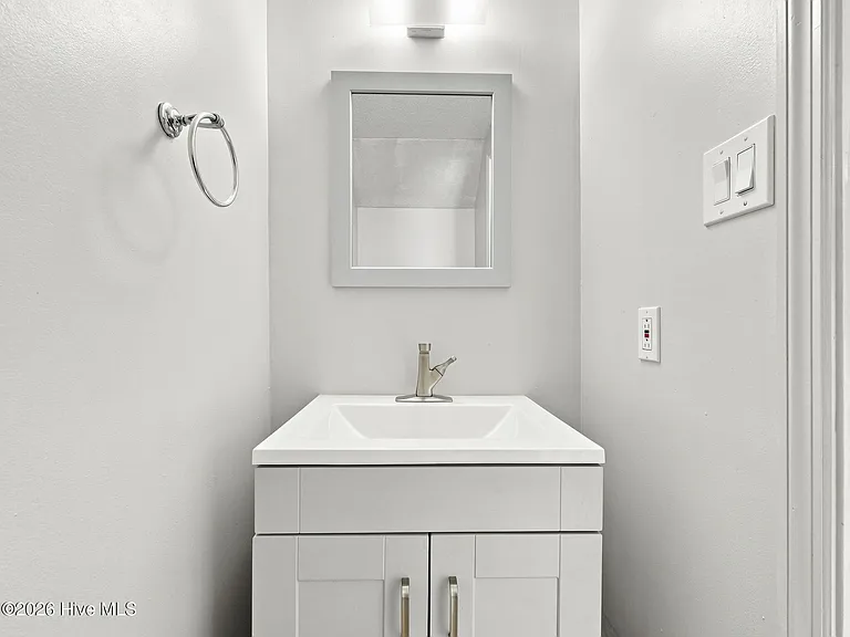 107 Spring Meadows Cir — Photo 8