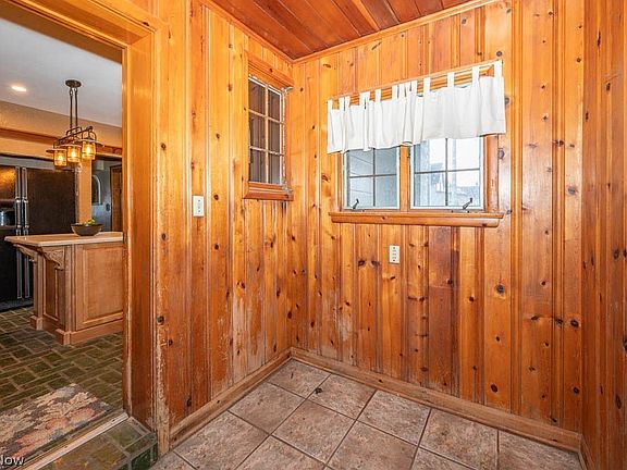 39th image of this home