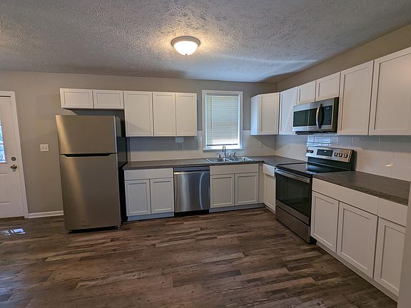 4th image of 536 Brady Ave