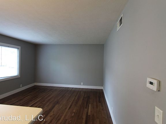 2nd image of 428 N 40th St APT 4
