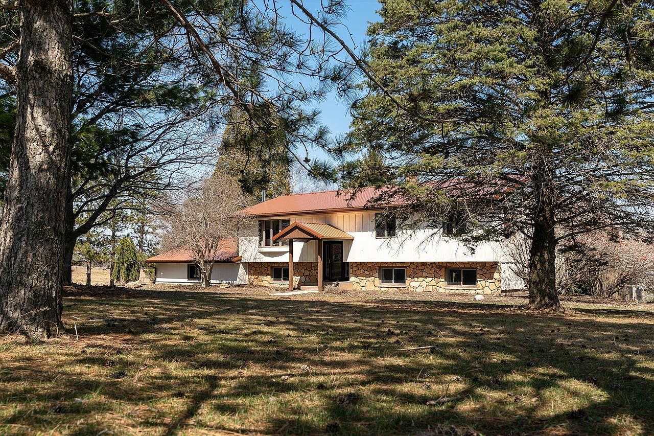 E8898 A County Rd SS, Viroqua, WI 54665 Zillow