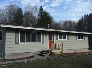 463 S Big Creek Rd, Marquette, MI 49855
