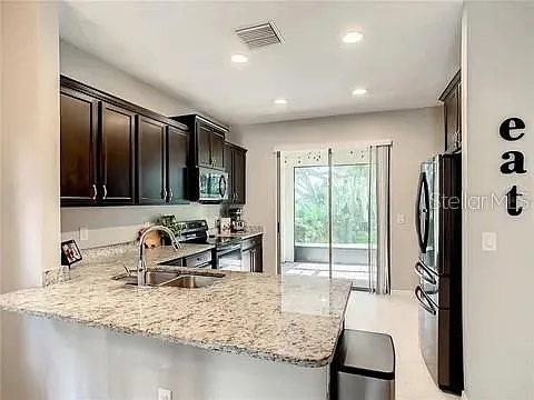 6402 Yellow Buckeye Dr — Photo 13
