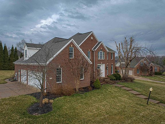 3rd image of 2211 Kenyon Ridge Ct