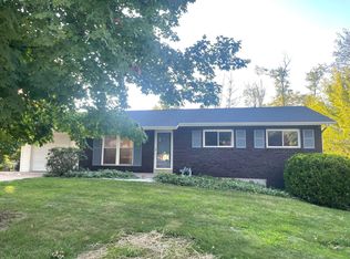 1017 Flair Ct, Saint Louis, MO
