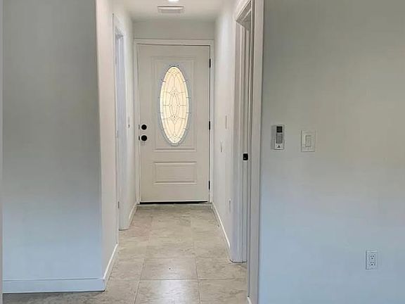 2nd image of 4036 Mississippi St Floor 2