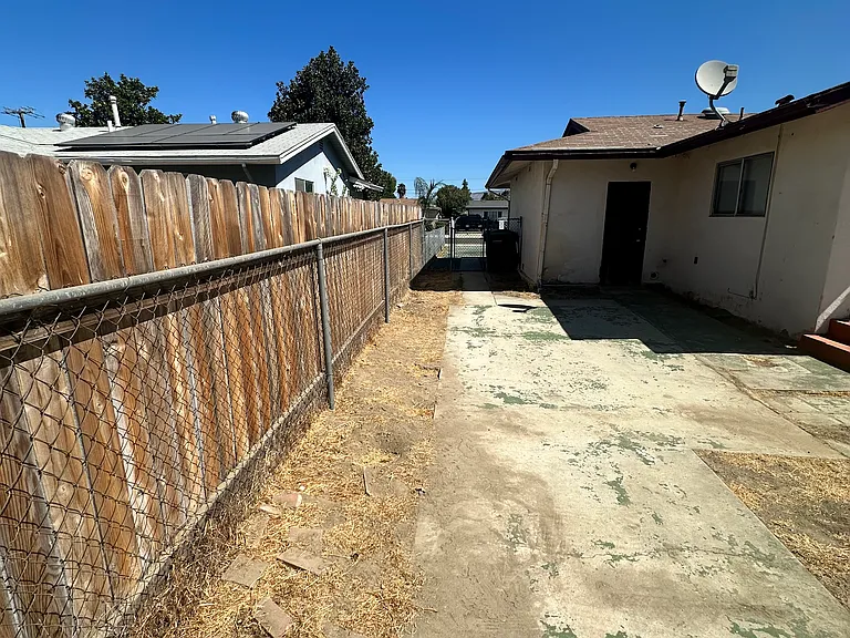941 Leslie Dr — Photo 24