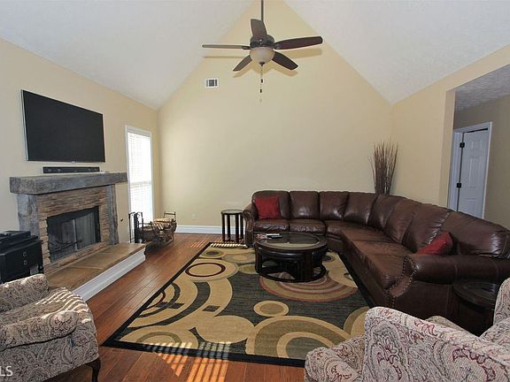 5th image of 55 Chapman Oak Dr #D-27