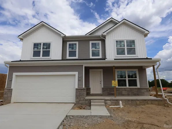 647 Harvest Way, Chelsea, MI 48118