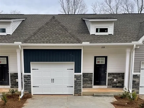11114 Watson Dr #B, Seneca, SC 29672