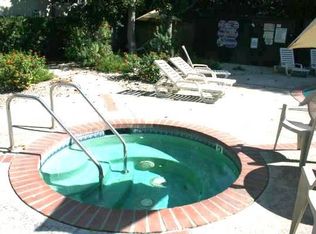 5051 Whitsett Ave APT 14, Valley Village, CA 91607