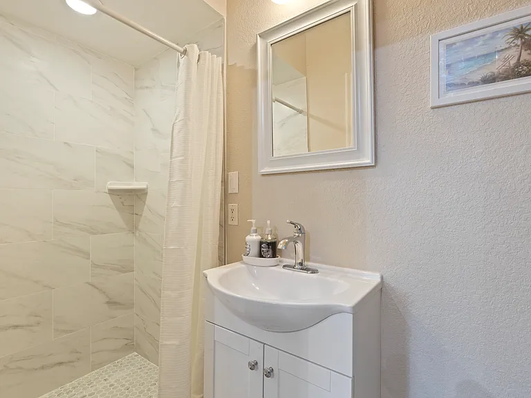 2424 Whippoorwill Cir #2 — Photo 10