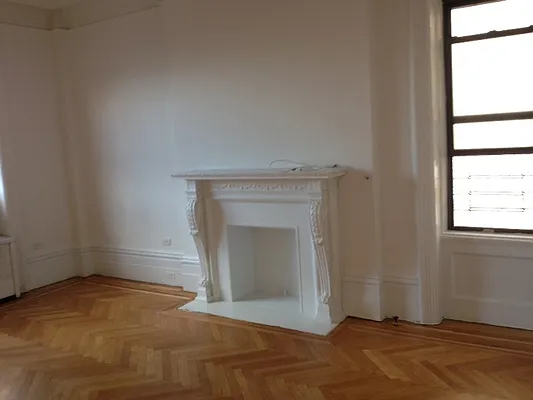 Rented by Anthony Mariano, lreb | media 27