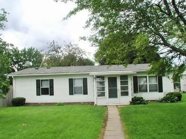 323 E Main St, Carrollton, OH 44615