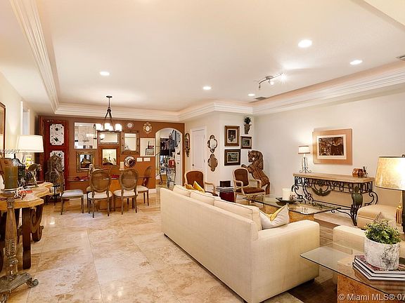 3rd image of 3038 Matilda St #3038